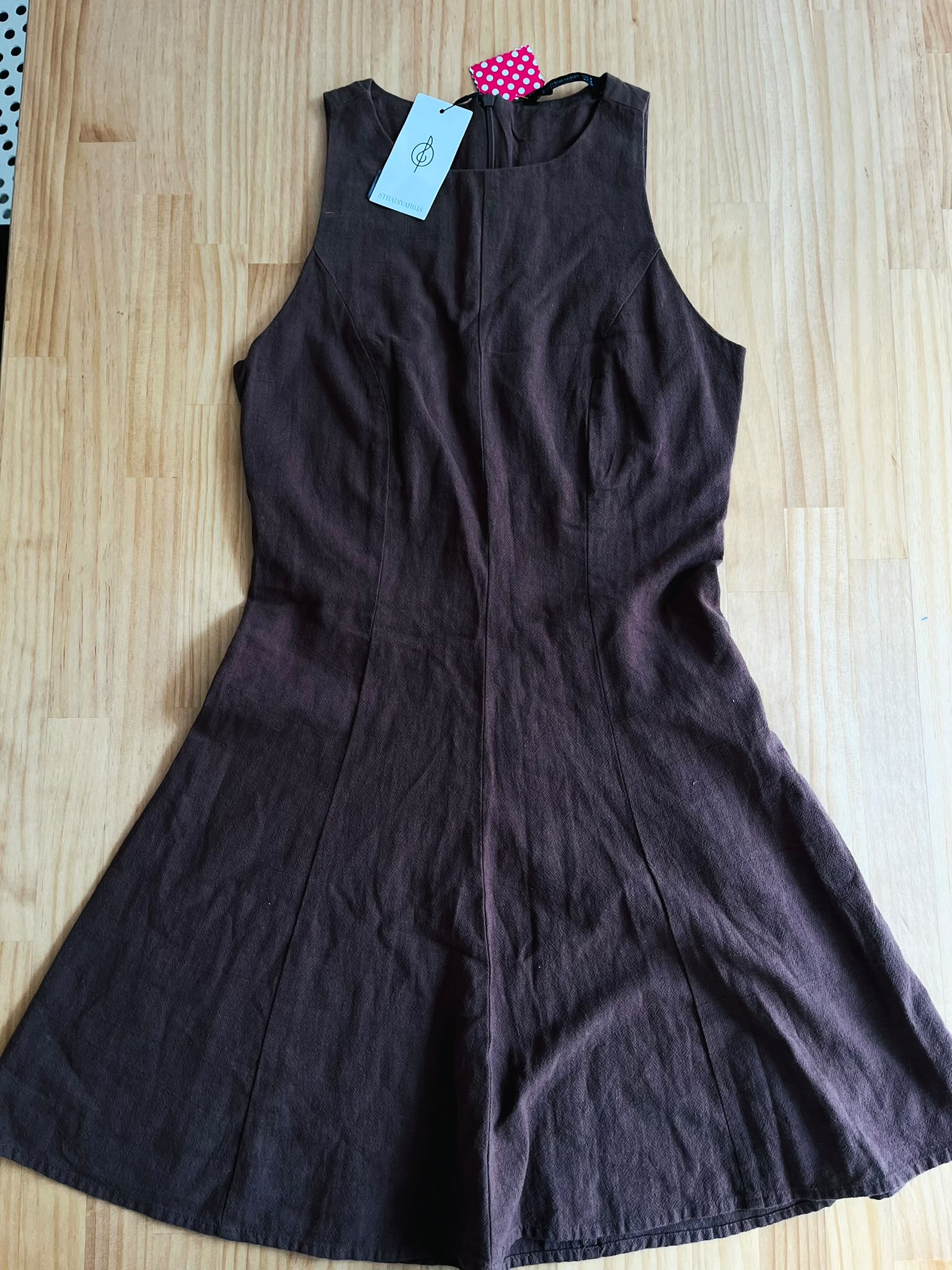 Fotografia 1 de Vestido castanho - Stradivarius